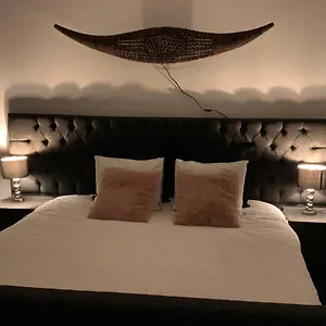 https://appartementen-op-italielei.hotelsantwerp.net
